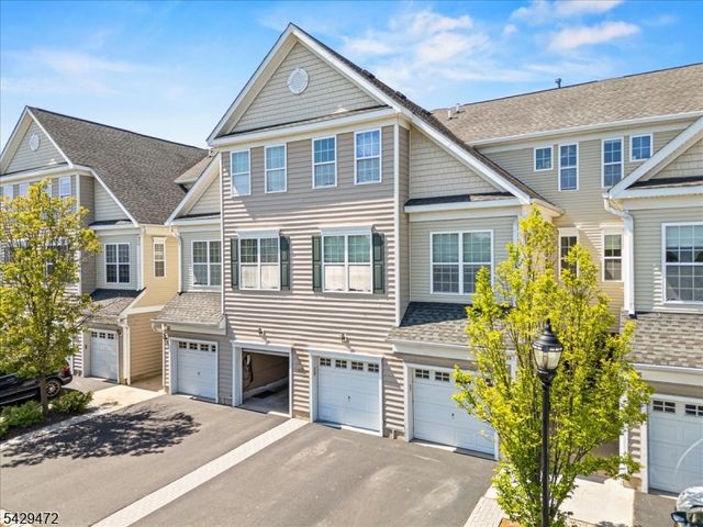 23 Patriots Path, South Bound Brook Boro, NJ 08880