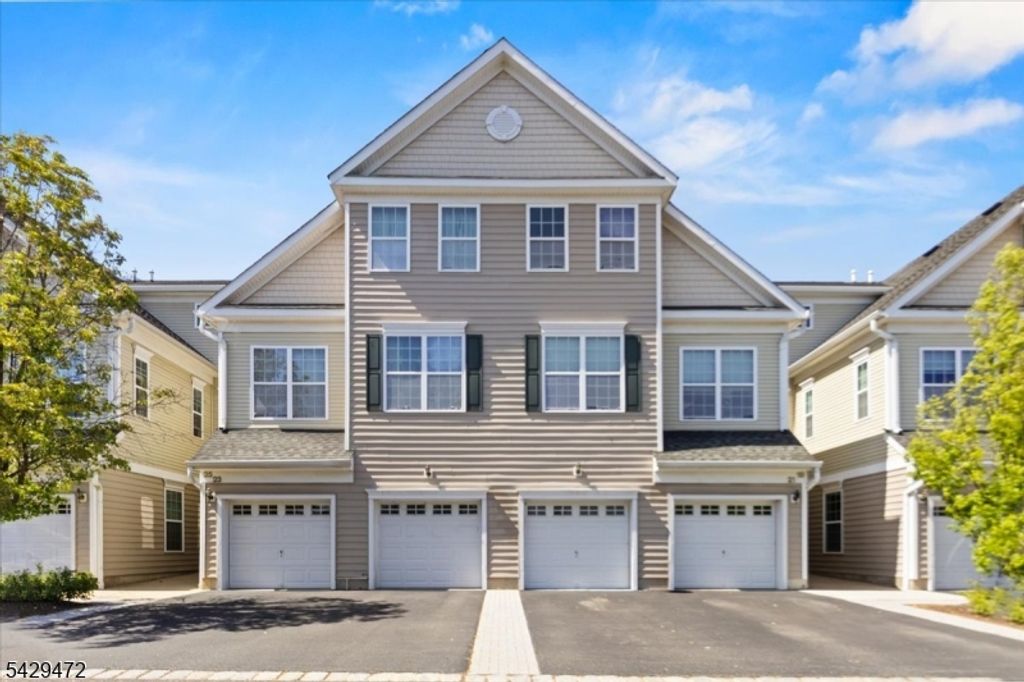 23 Patriots Path, South Bound Brook Boro, NJ 08880