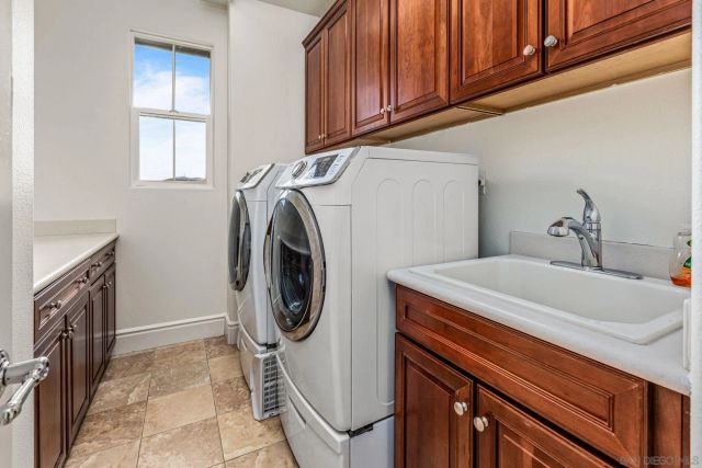 3212 Corte Tamarindo, Carlsbad, CA 92009
