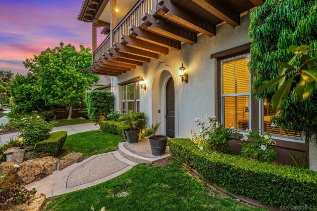 3212 Corte Tamarindo, Carlsbad, CA 92009