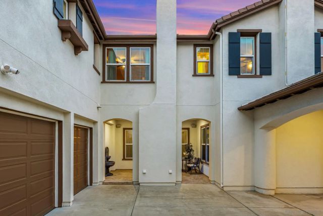 3212 Corte Tamarindo, Carlsbad, CA 92009