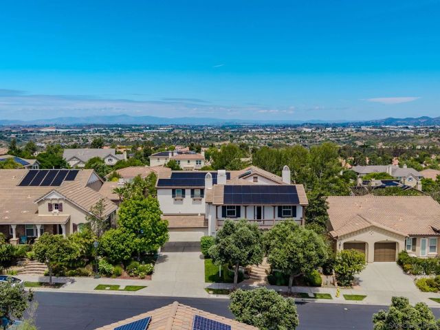 3212 Corte Tamarindo, Carlsbad, CA 92009