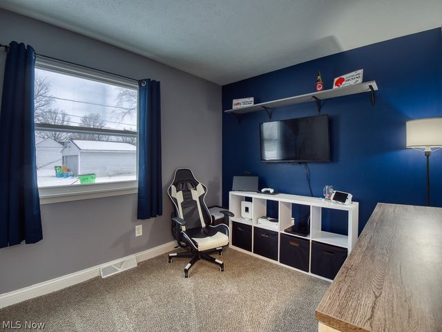 725 Shakespeare Drive, Berea, OH 44017