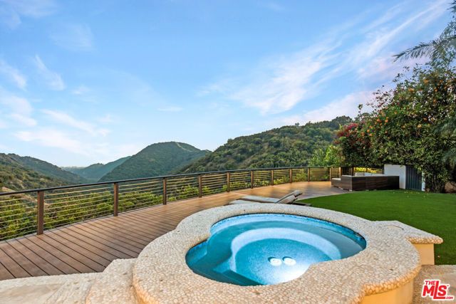 12608 Promontory Road, Los Angeles, CA 90049
