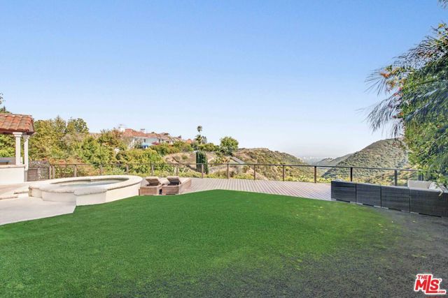 12608 Promontory Road, Los Angeles, CA 90049