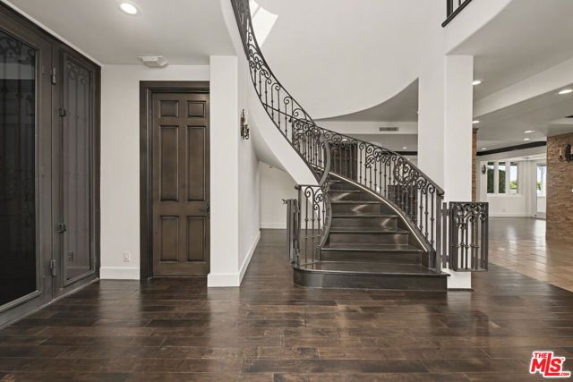 12608 Promontory Road, Los Angeles, CA 90049