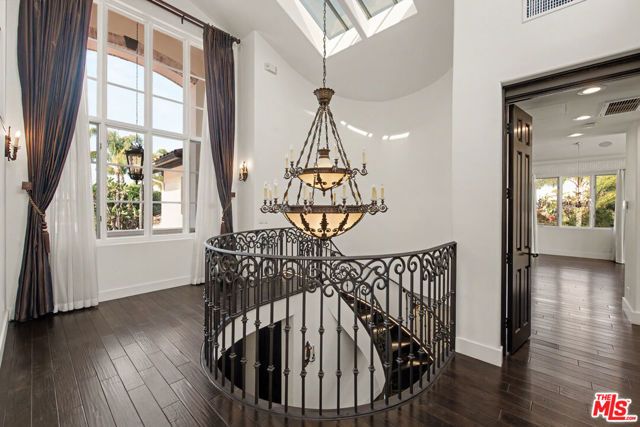 12608 Promontory Road, Los Angeles, CA 90049