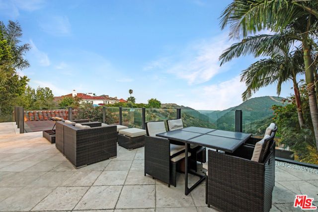 12608 Promontory Road, Los Angeles, CA 90049