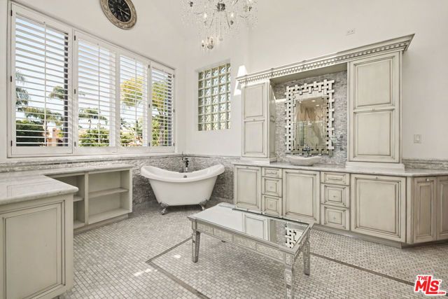 12608 Promontory Road, Los Angeles, CA 90049