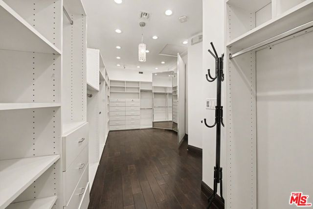 12608 Promontory Road, Los Angeles, CA 90049