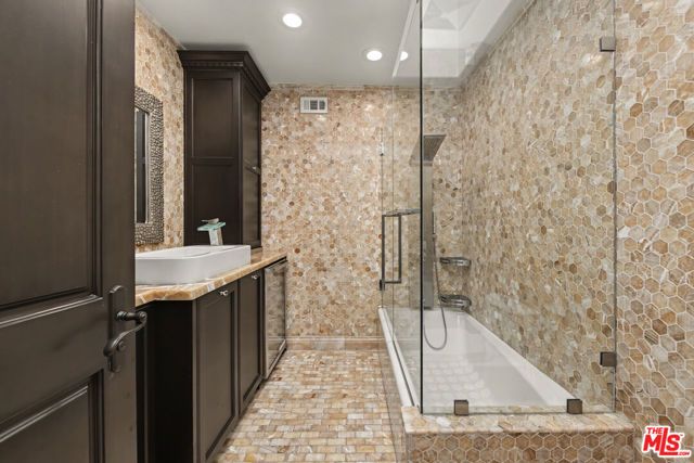 12608 Promontory Road, Los Angeles, CA 90049
