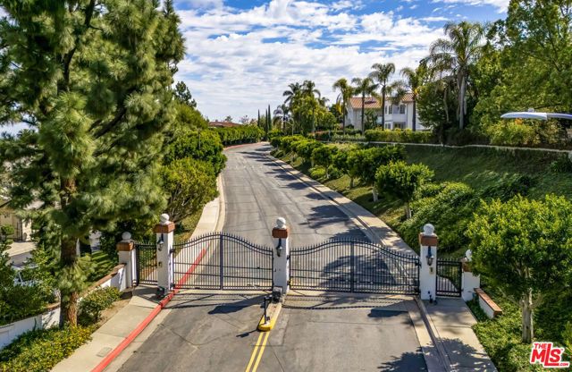 12608 Promontory Road, Los Angeles, CA 90049