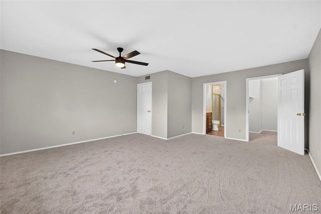 10744 Forest Path Drive, St Louis, MO 63128