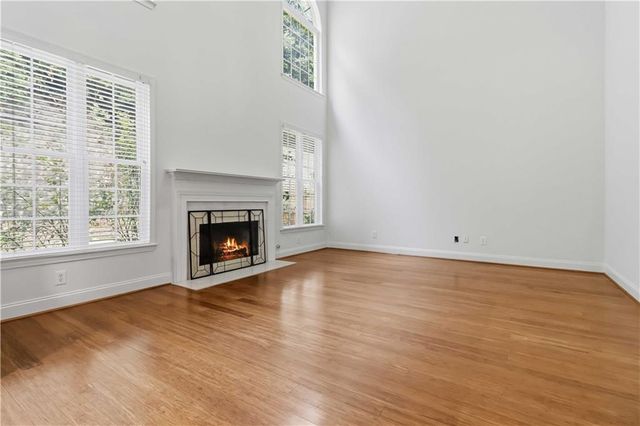 5348 Vinings Lake View SW, Mableton, GA 30126