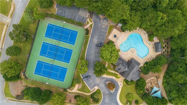 5348 Vinings Lake View SW, Mableton, GA 30126