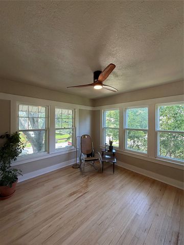 2008 York Street, Des Moines, IA 50316
