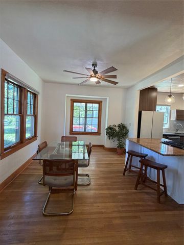 2008 York Street, Des Moines, IA 50316
