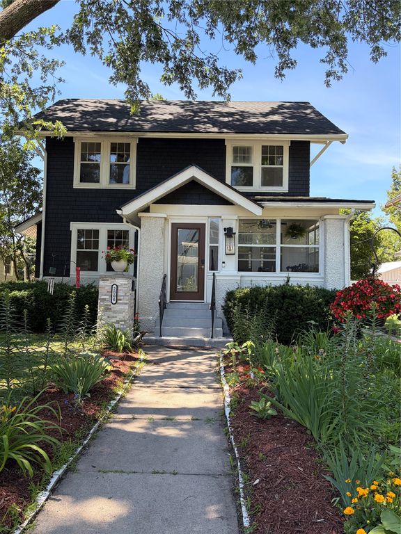 2008 York Street, Des Moines, IA 50316