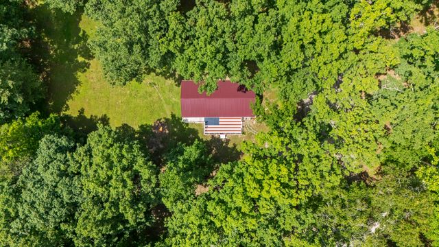 87 White Oak Lane, Morehead, KY 40351