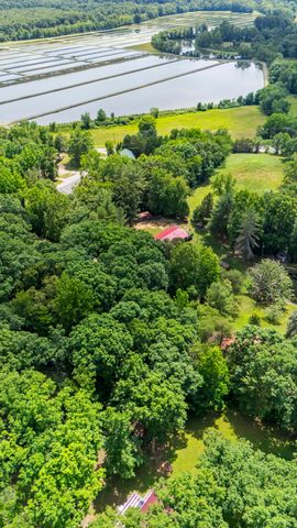 87 White Oak Lane, Morehead, KY 40351