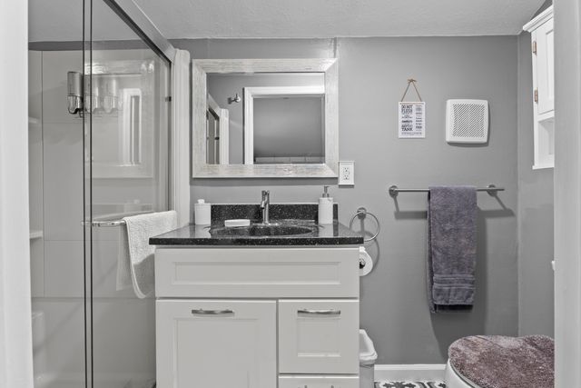 87 White Oak Lane, Morehead, KY 40351