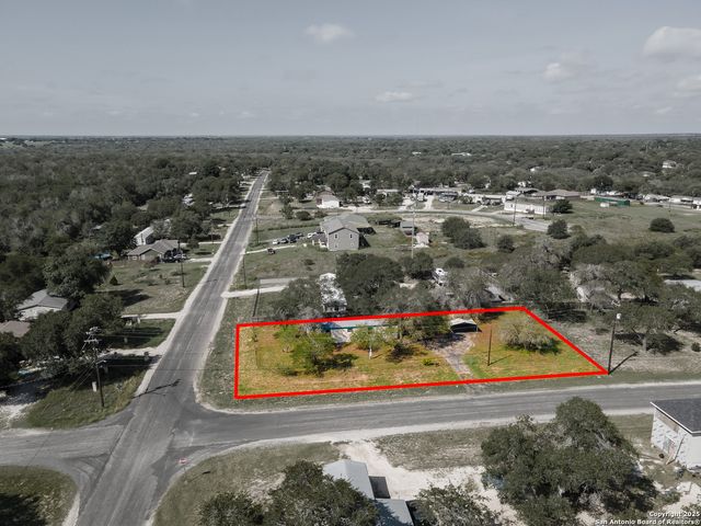 23103 Grand Spg, Elmendorf, TX 78112