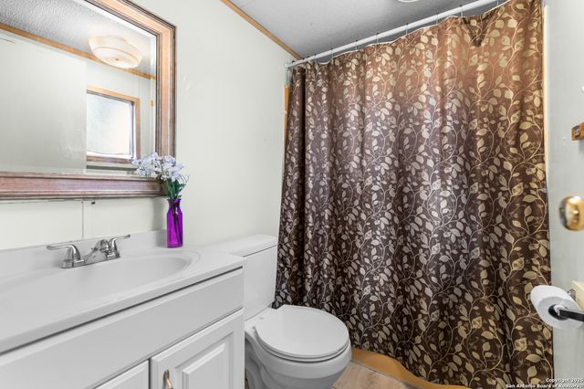 23103 Grand Spg, Elmendorf, TX 78112