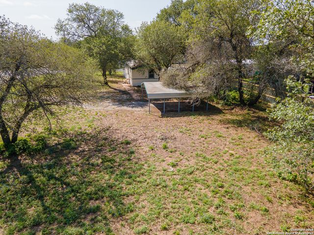 23103 Grand Spg, Elmendorf, TX 78112