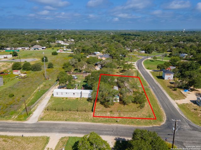 23103 Grand Spg, Elmendorf, TX 78112