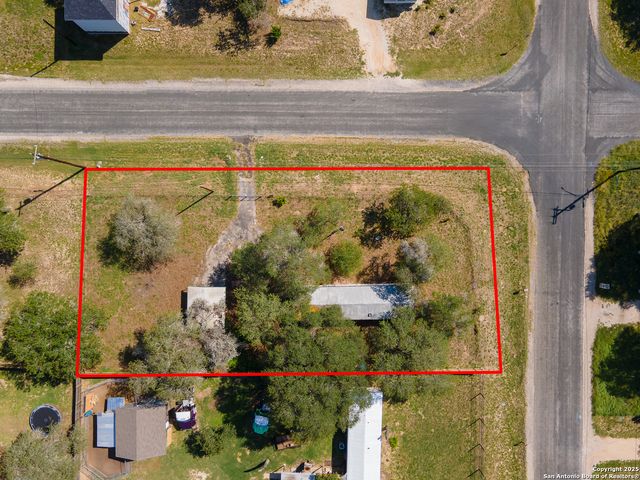 23103 Grand Spg, Elmendorf, TX 78112