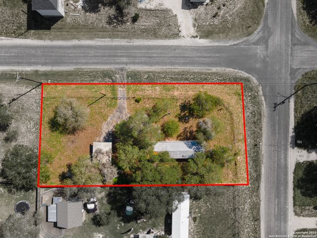 23103 Grand Spg, Elmendorf, TX 78112