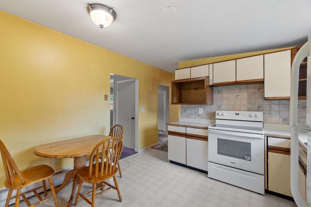 33 Meadow Lane, Greenland, NH 03840