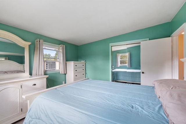 33 Meadow Lane, Greenland, NH 03840