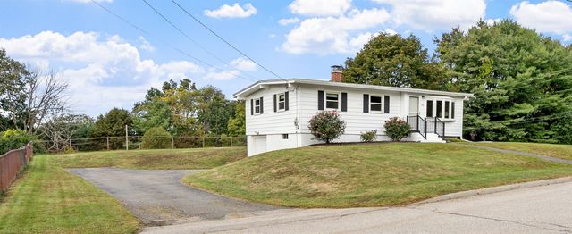 33 Meadow Lane, Greenland, NH 03840