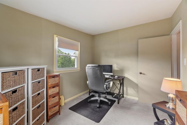 33 Meadow Lane, Greenland, NH 03840