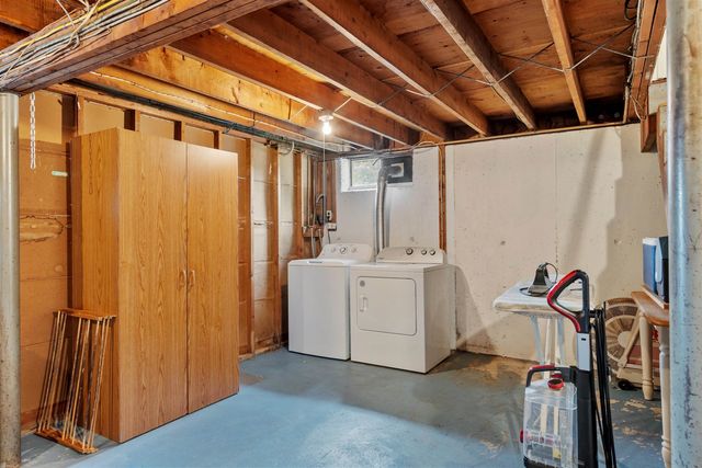 33 Meadow Lane, Greenland, NH 03840