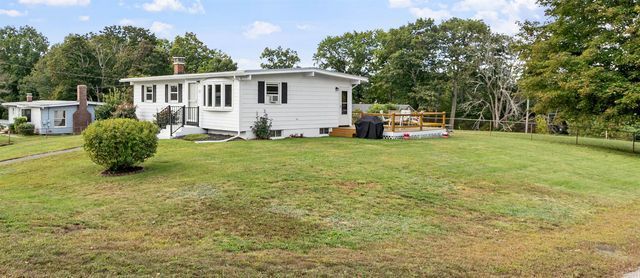 33 Meadow Lane, Greenland, NH 03840
