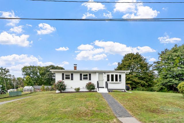 33 Meadow Lane, Greenland, NH 03840