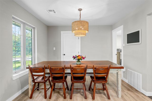 7718 N River Crossing, Waco, TX 76633