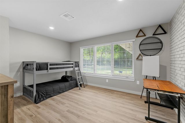 7718 N River Crossing, Waco, TX 76633