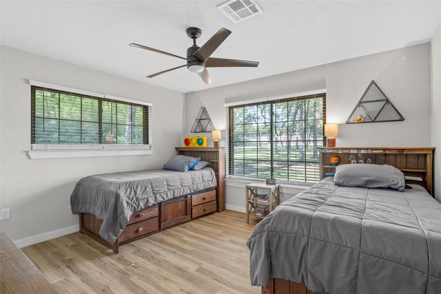 7718 N River Crossing, Waco, TX 76633