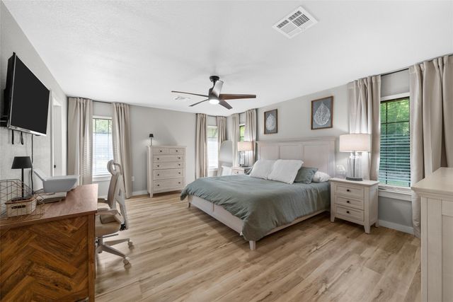 7718 N River Crossing, Waco, TX 76633