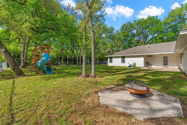 7718 N River Crossing, Waco, TX 76633