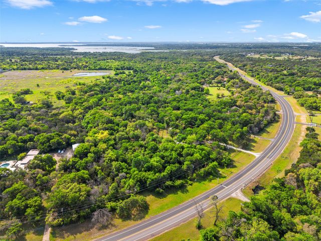 7718 N River Crossing, Waco, TX 76633