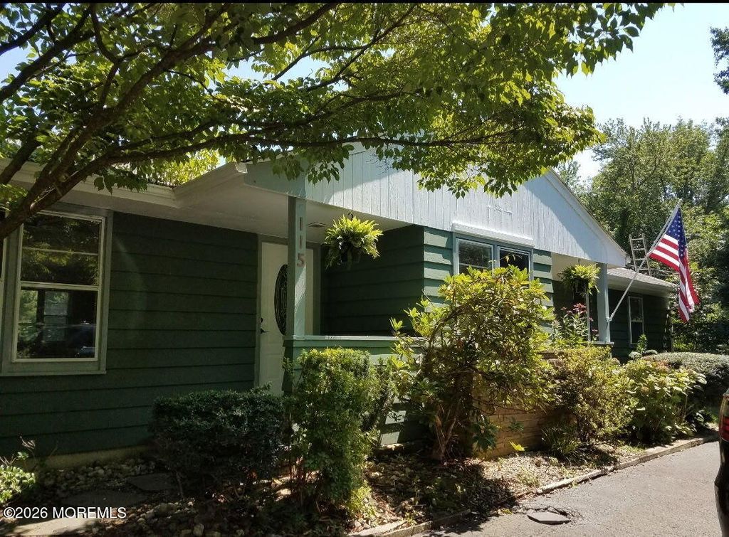 115 Browns Dock Road, Atlantic Highlands, NJ 07716
