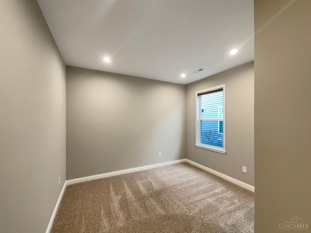 4332 R E Smith Drive, West Chester, OH 45069