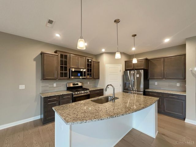 4332 R E Smith Drive, West Chester, OH 45069