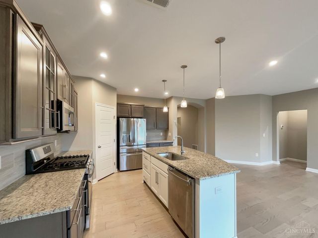 4332 R E Smith Drive, West Chester, OH 45069