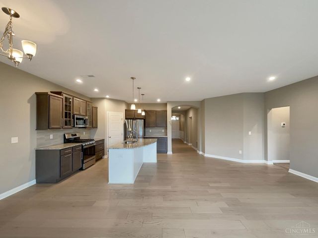 4332 R E Smith Drive, West Chester, OH 45069