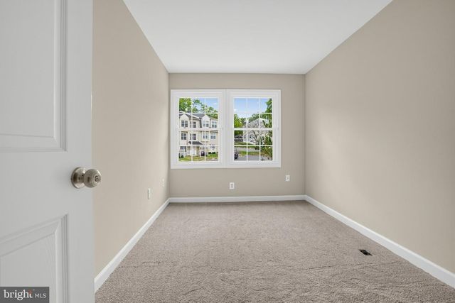 12158 OLD SALEM CT, Woodbridge, VA 22192